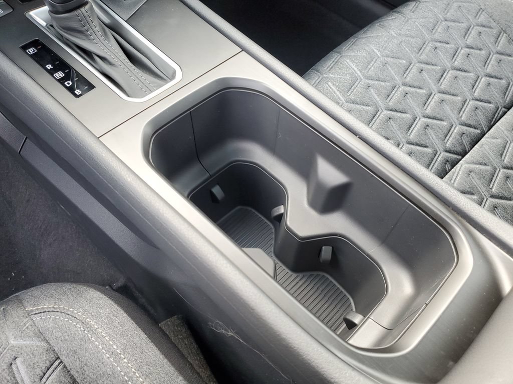 New 2026 Nissan Kicks SV w/ SV Premium Package FWD image 32