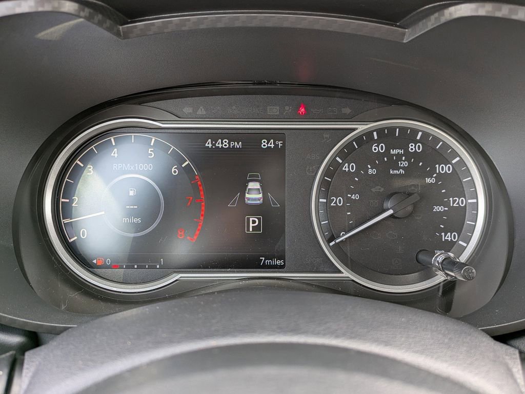 New 2025 Nissan Versa SR w/ Trunk Package image 25