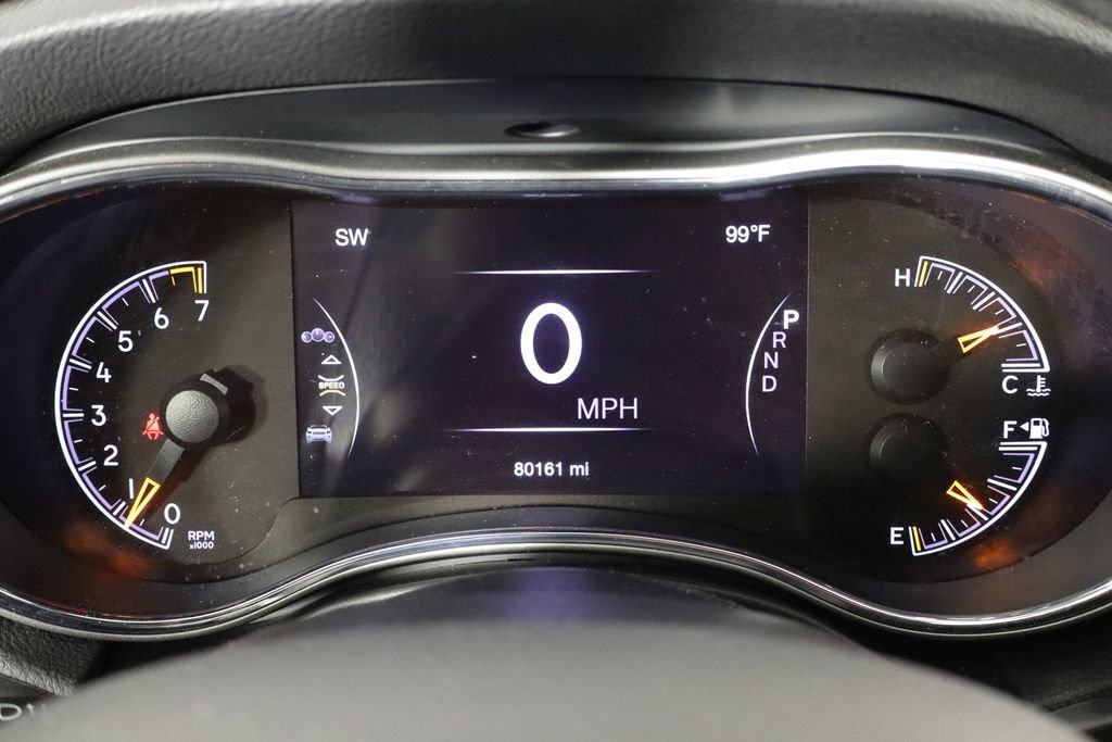 Used 2020 Jeep Grand Cherokee Laredo AWD/4WD image 11