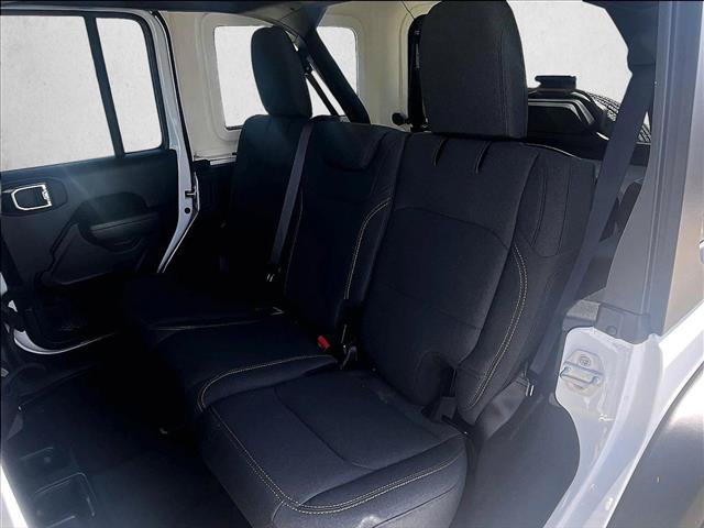 Used 2025 Jeep Wrangler Unlimited Sport AWD/4WD image 28