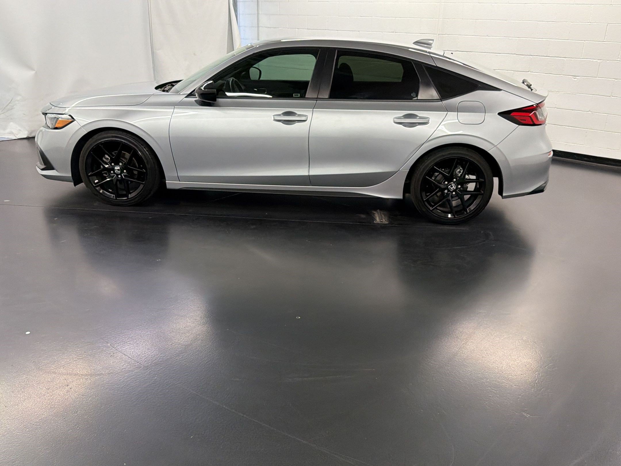 Certified 2022 Honda Civic Sport image 2