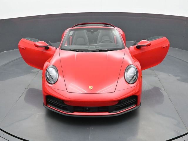 Certified 2025 Porsche 911 Carrera RWD image 26
