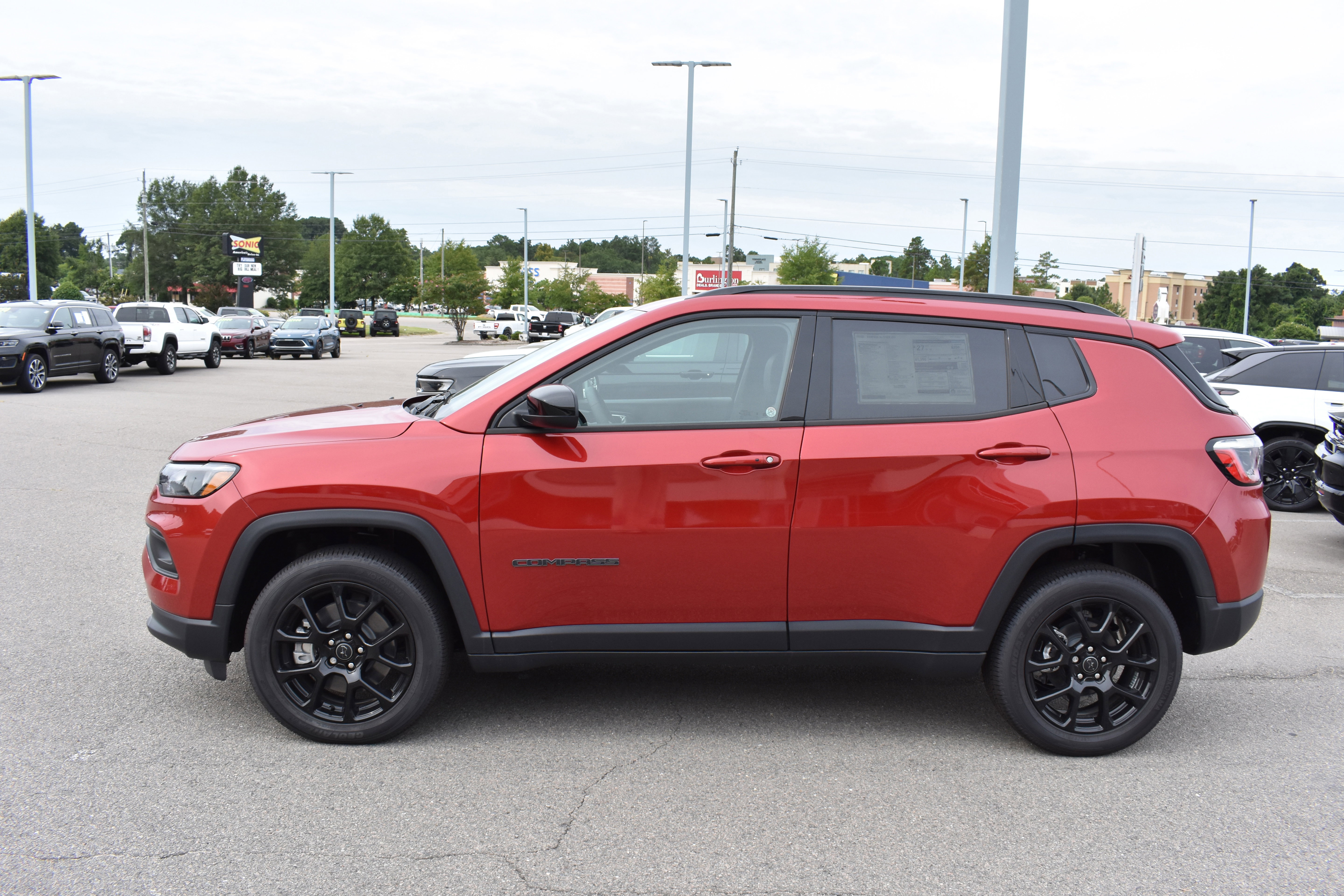 New 2025 Jeep Compass Latitude w/ Altitude Special Edition image 6