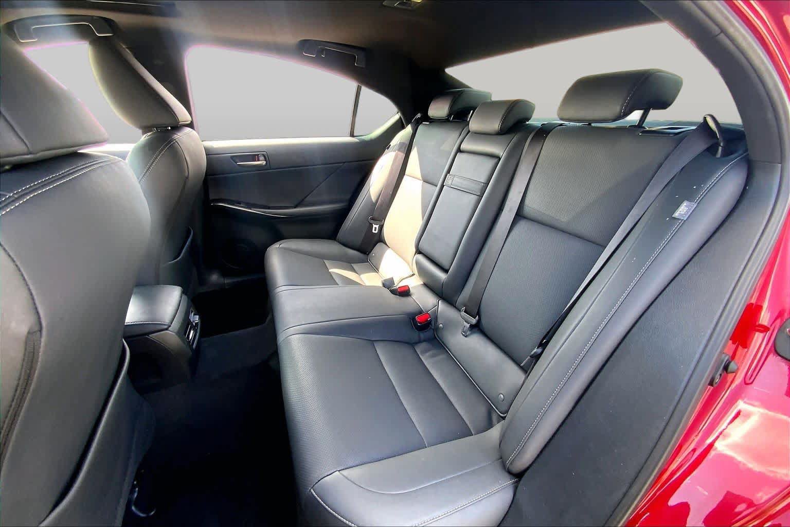 Used 2023 Lexus IS 300 AWD w/ Premium Package image 20