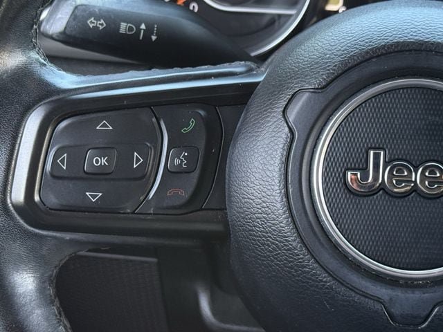 Used 2022 Jeep Wrangler Unlimited Sport w/ Sun And Sound Package AWD/4WD image 12