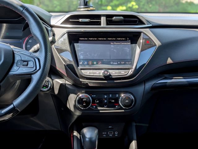 Used 2022 Chevrolet TrailBlazer RS w/ Technology Package FWD image 15