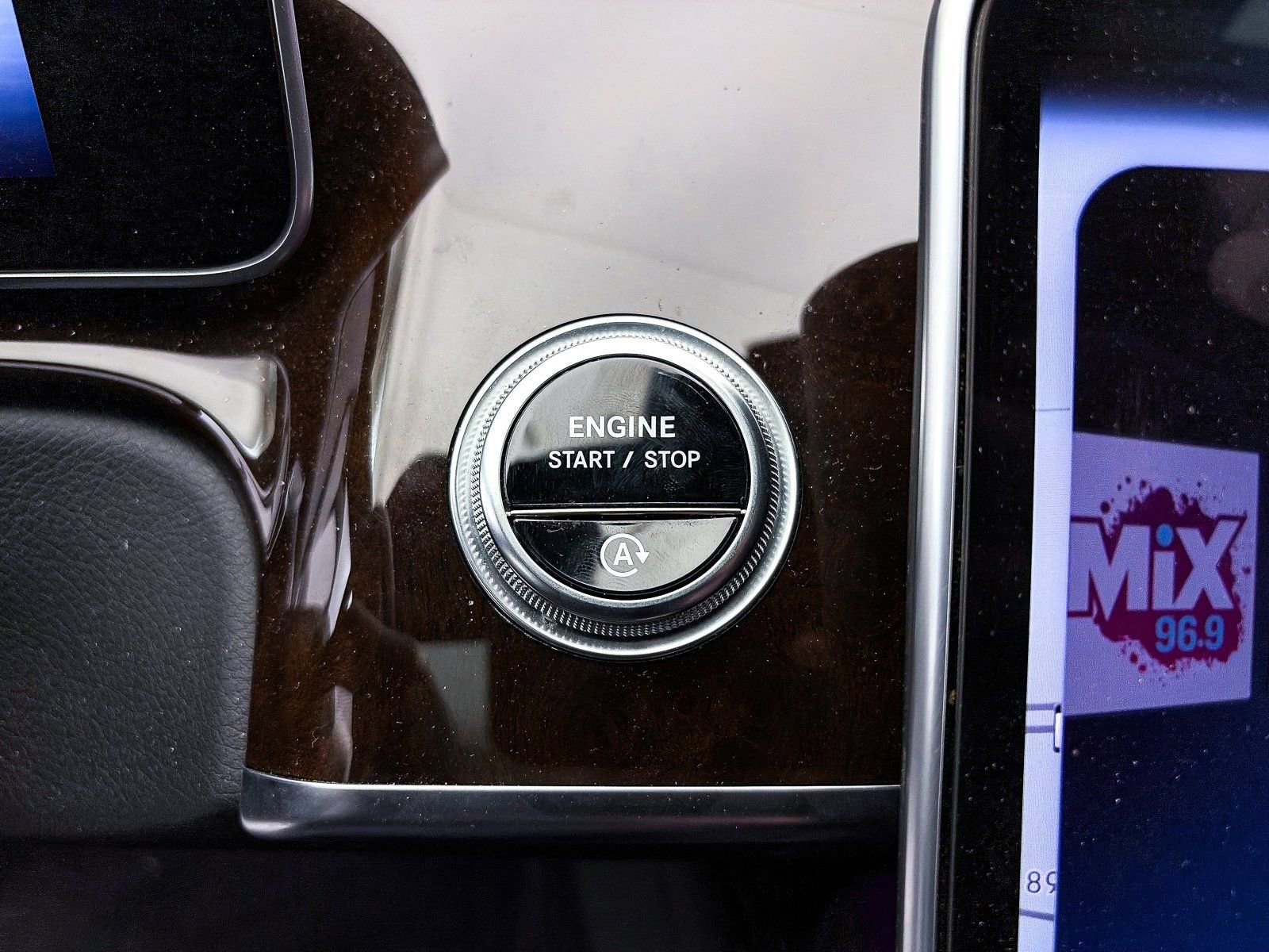 Used 2024 Mercedes-Benz S 580 4MATIC Sedan image 25