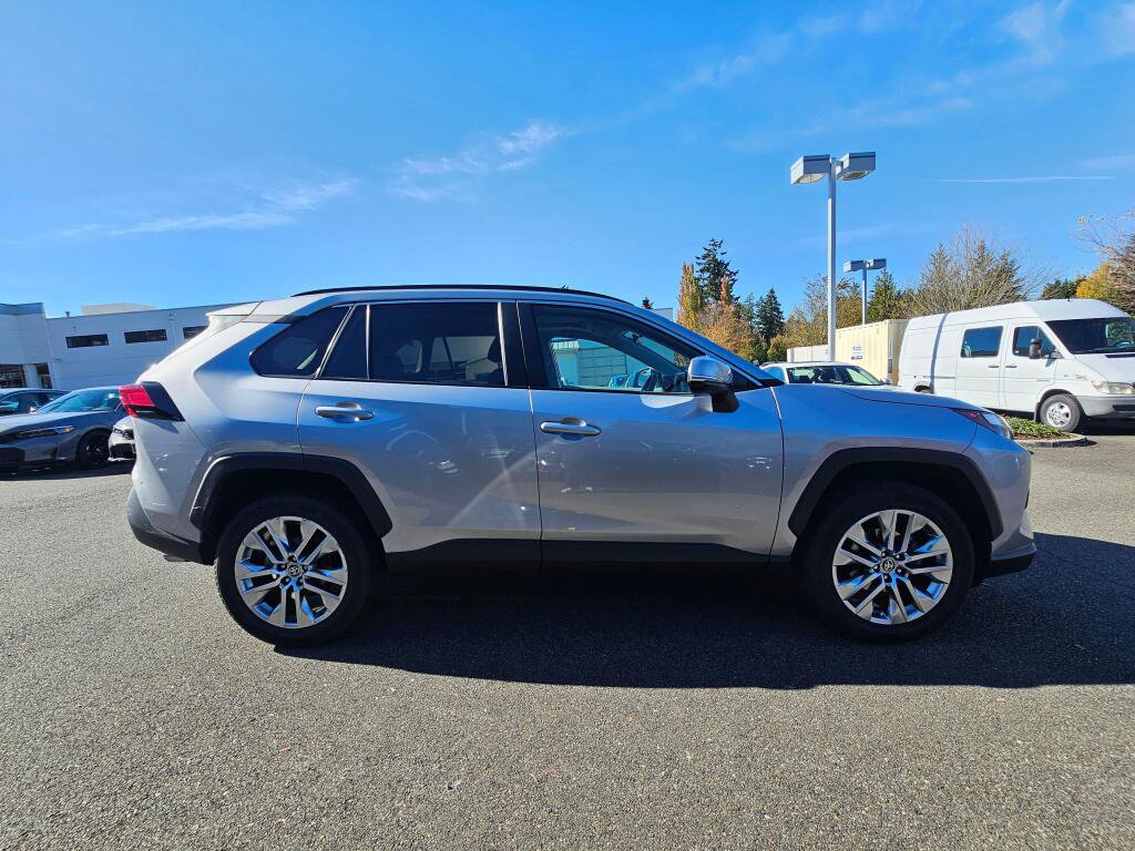 Used 2024 Toyota RAV4 XLE Premium w/ Weather Package AWD/4WD image 8