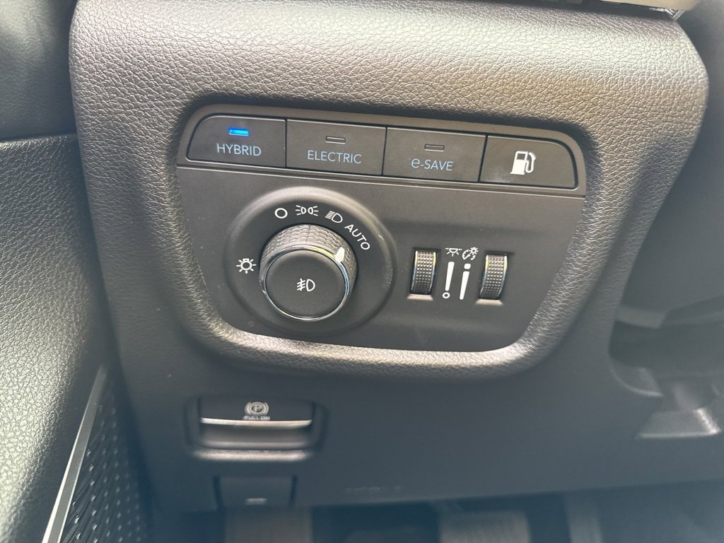 Used 2025 Jeep Grand Cherokee Limited 4xe w/ MOPAR Finishing Package image 39