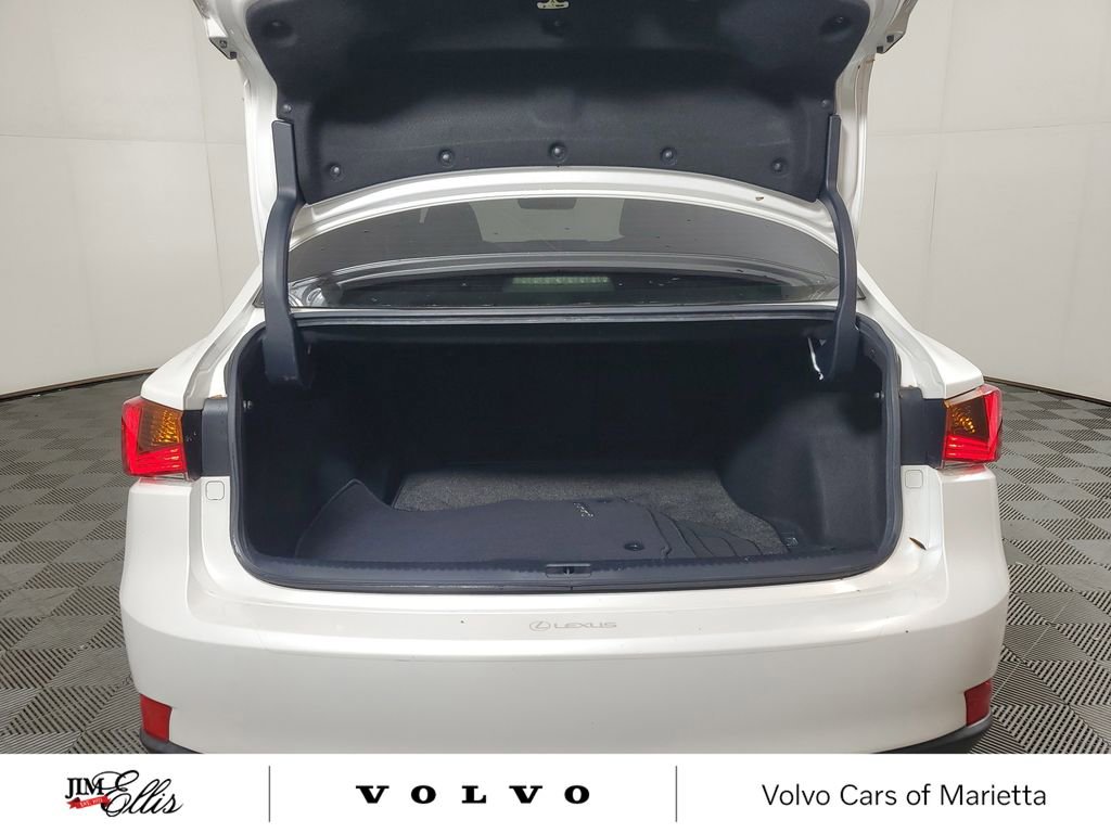 Used 2018 Lexus IS 300 w/ Accessory Package 2 image 10