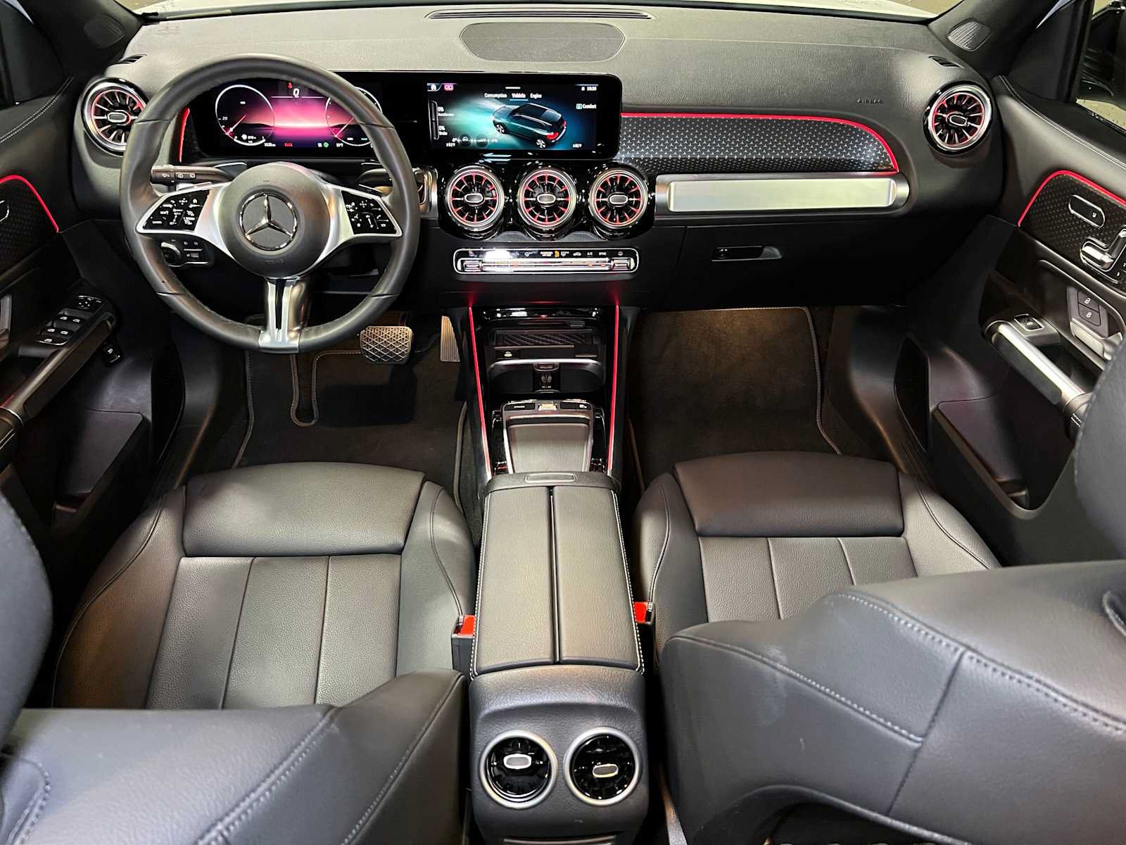 Used 2026 Mercedes-Benz GLB 250 4MATIC image 44