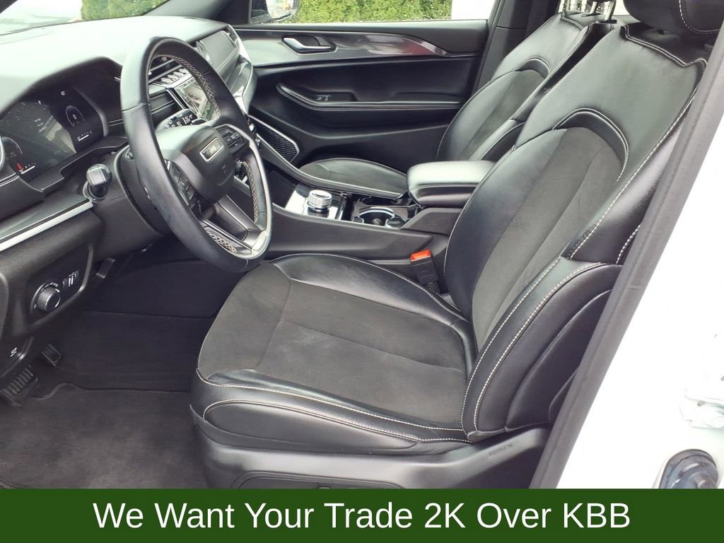 Used 2021 Jeep Grand Cherokee L Laredo image 10