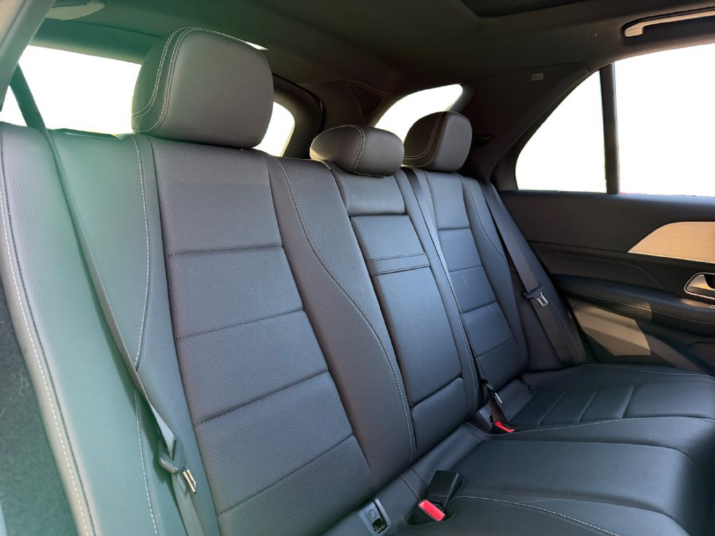 Used 2025 Mercedes-Benz GLE 350 4MATIC image 31