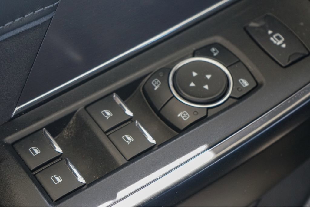 Used 2024 Ford F150 Platinum image 20