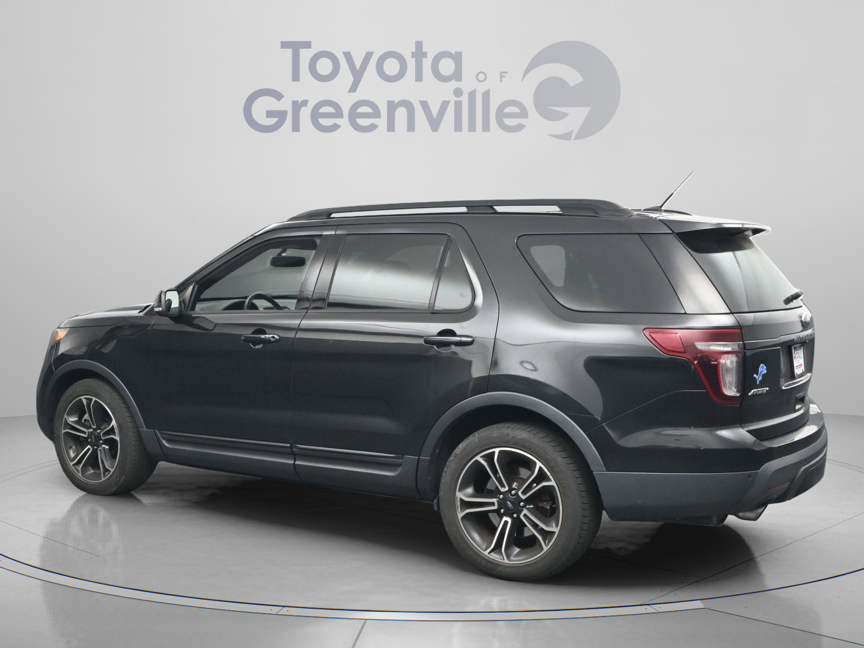Used 2015 Ford Explorer Sport w/ Equipment Group 401A AWD/4WD image 7