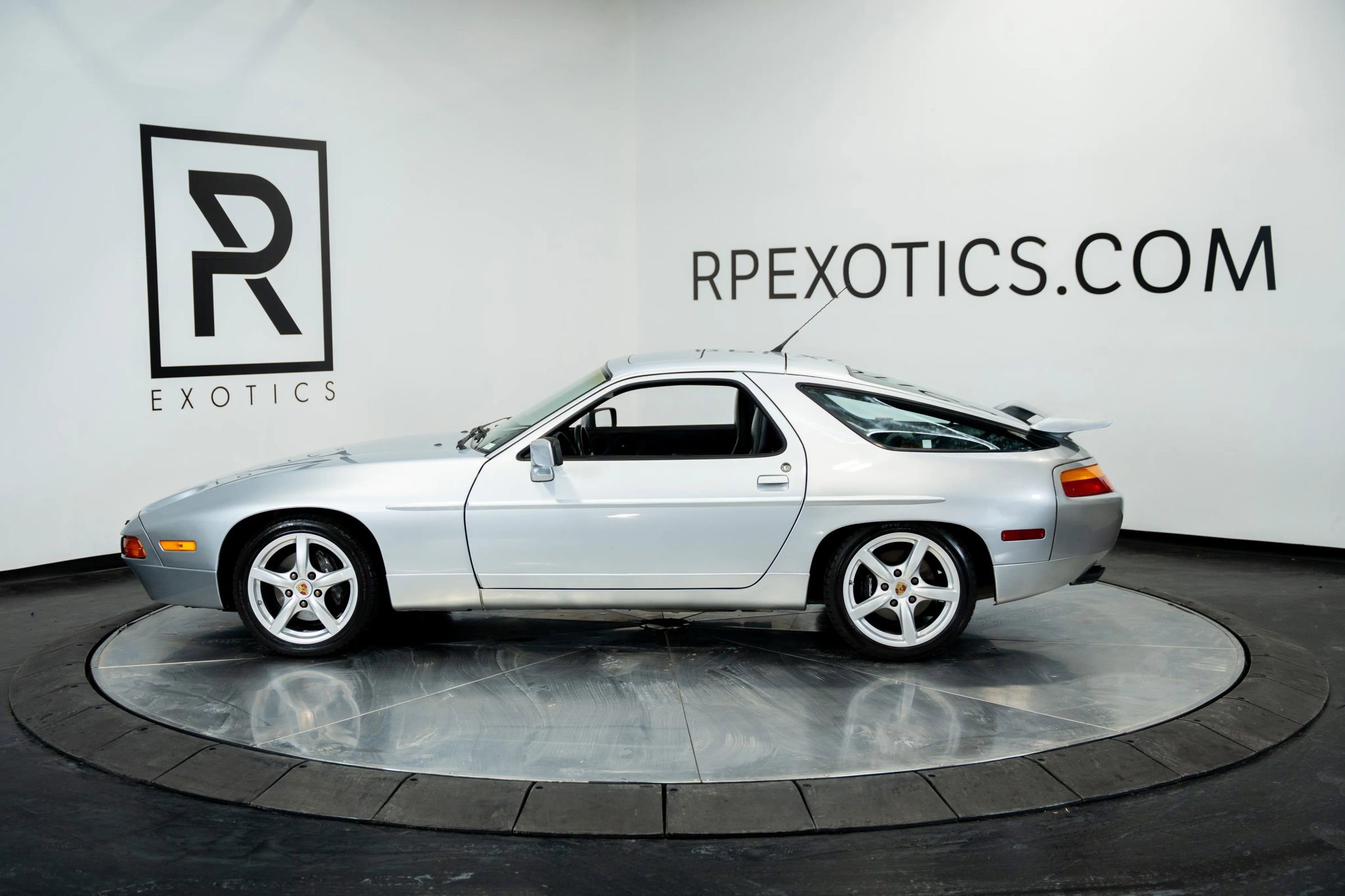 Used 1991 Porsche 928 S4 image 13