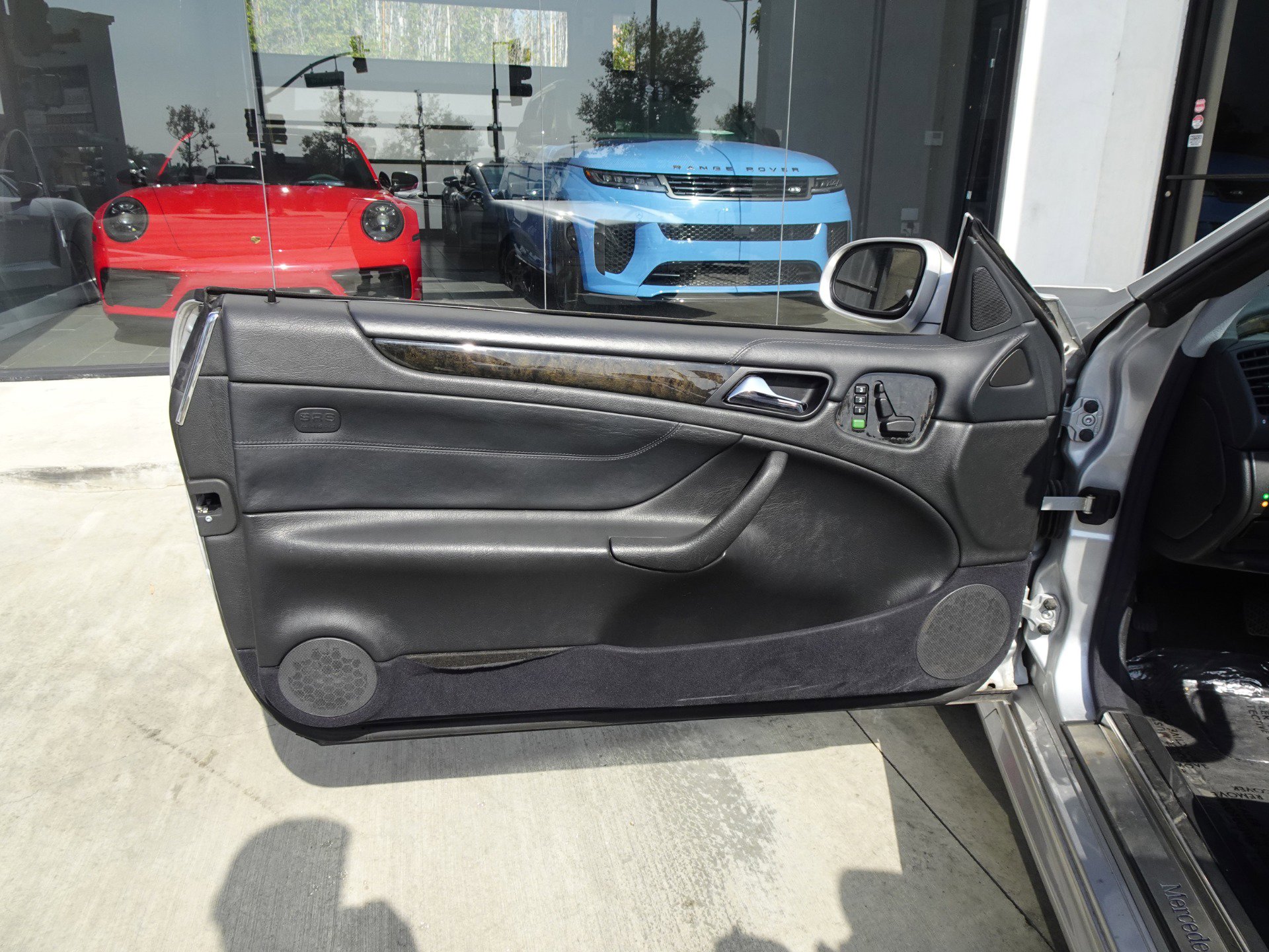 Used 2002 Mercedes-Benz CLK 55 AMG Cabriolet image 11