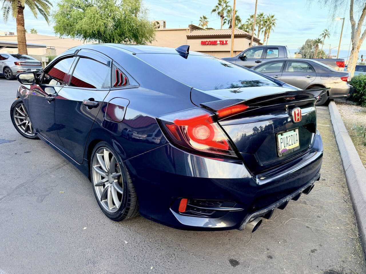 Used 2017 Honda Civic EX-T image 5