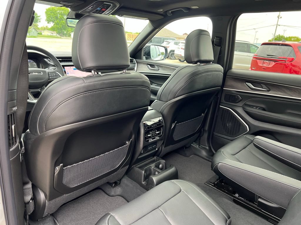New 2026 Jeep Grand Cherokee L Limited AWD/4WD image 23