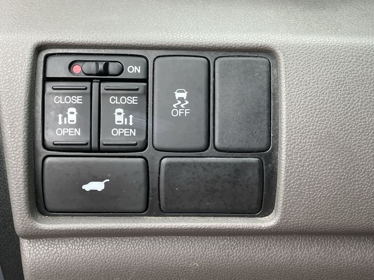 Used 2013 Honda Odyssey EX-L image 27