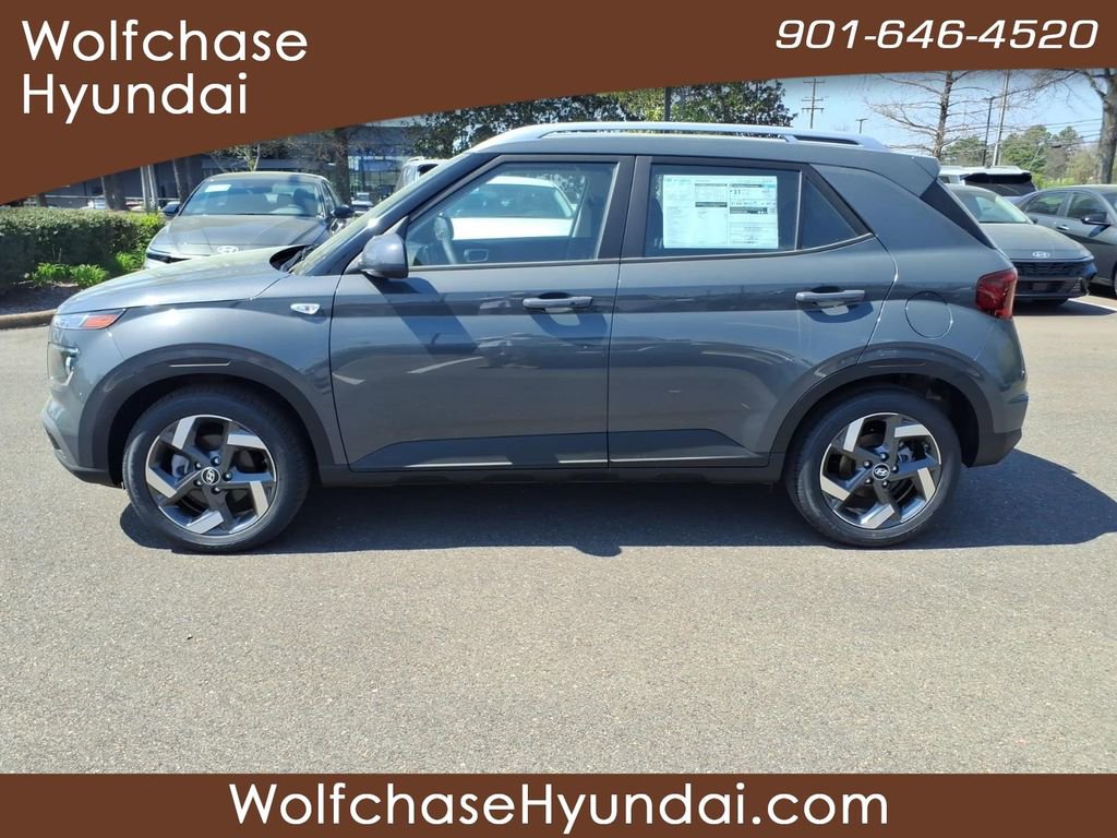 New 2026 Hyundai Venue SEL image 2