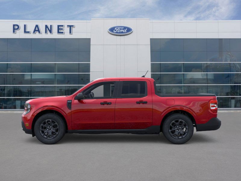 New 2025 Ford Maverick XLT image 3