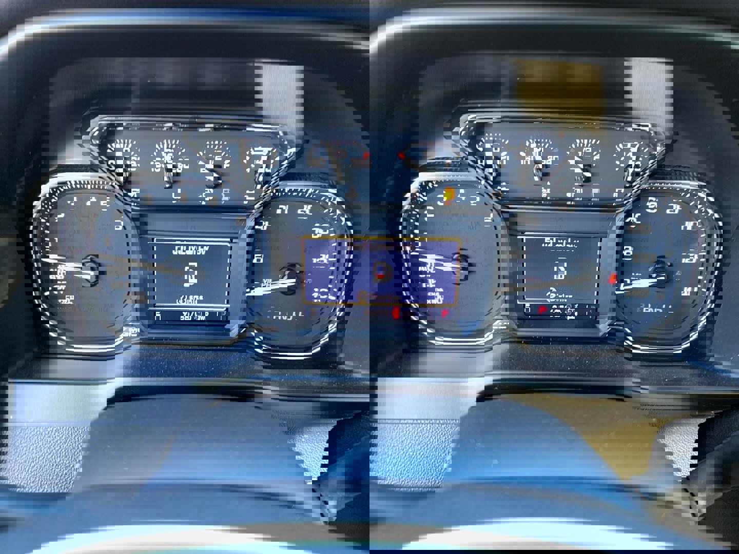 Used 2021 GMC Sierra 1500 SLT w/ SLT Premium Package image 21