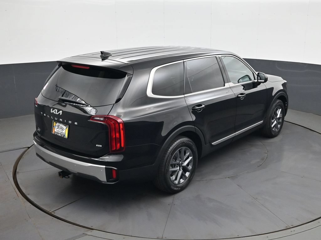 Used 2024 Kia Telluride LX AWD/4WD image 18