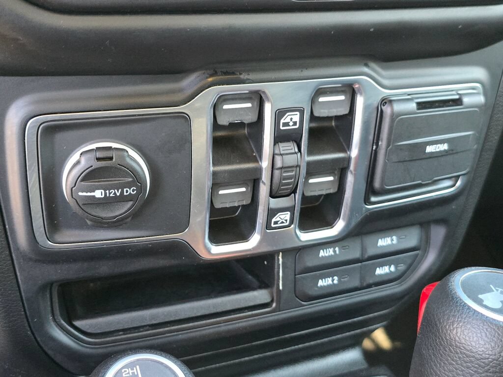 Used 2021 Jeep Wrangler Unlimited Sport AWD/4WD image 27