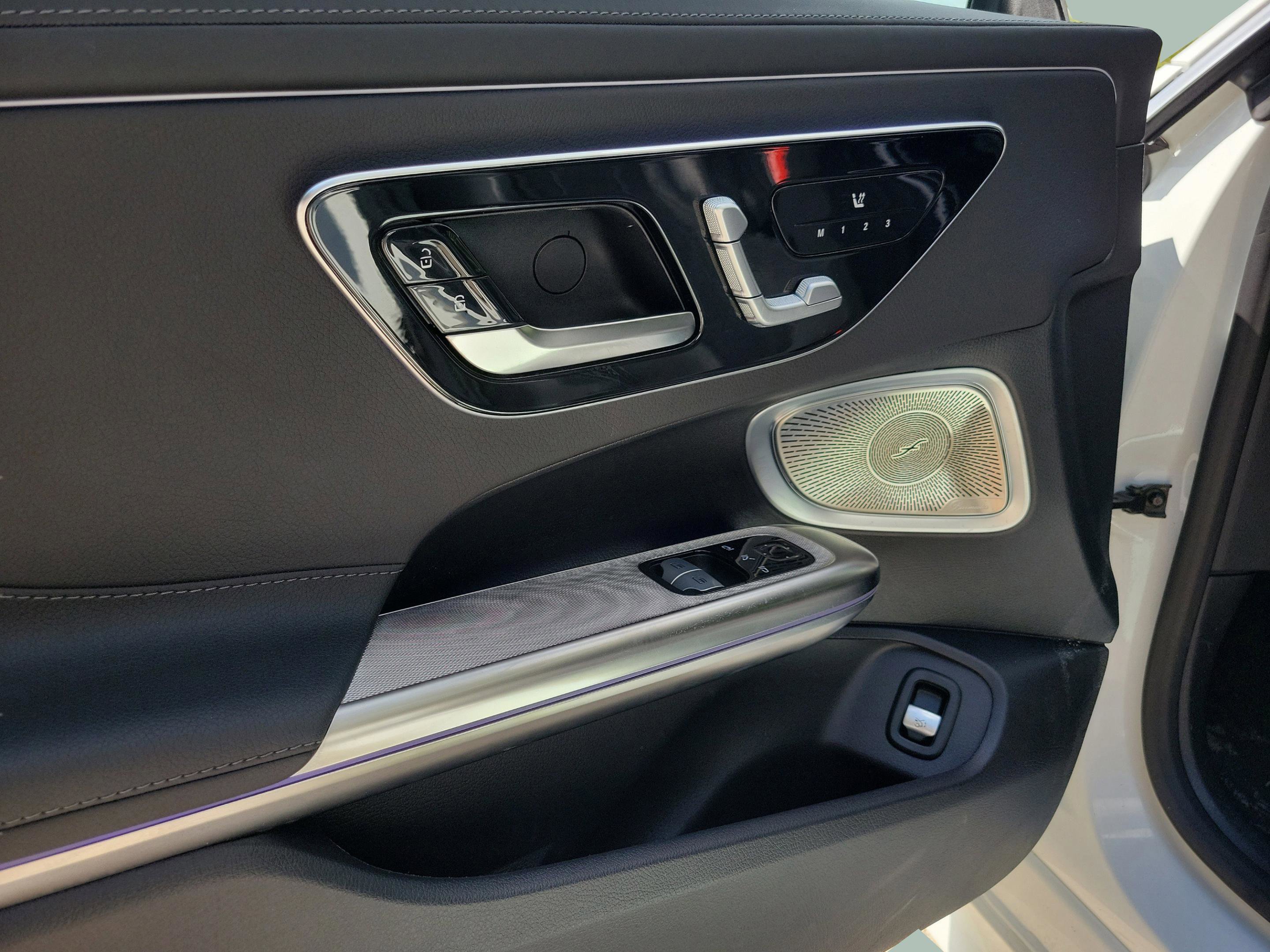 Certified 2025 Mercedes-Benz CLE 450 4MATIC Coupe image 5