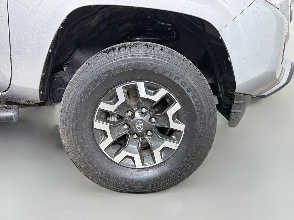 Used 2021 Toyota Tacoma SR RWD image 26