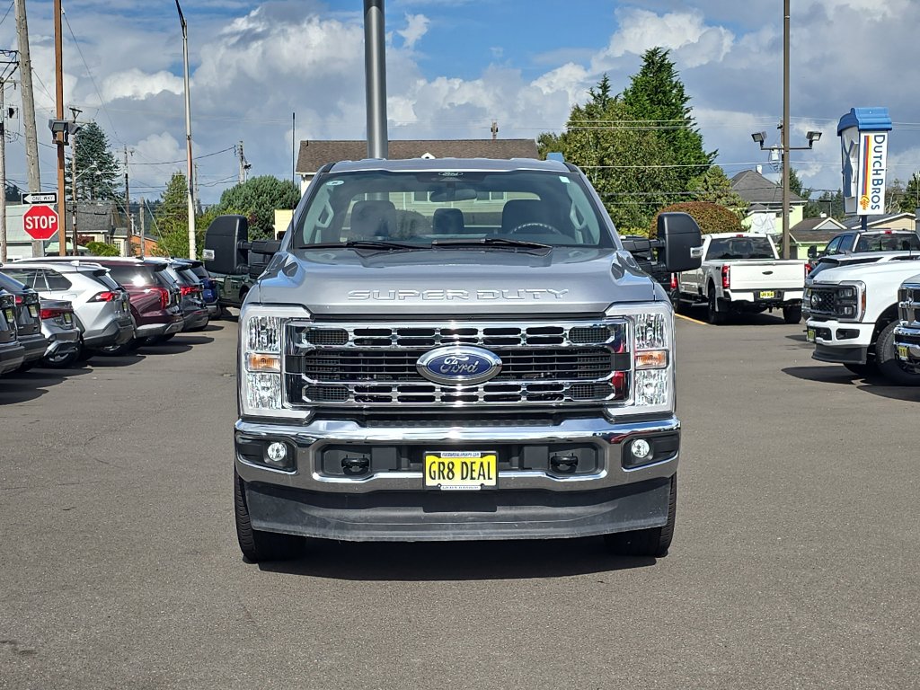 Used 2024 Ford F250 XLT image 3