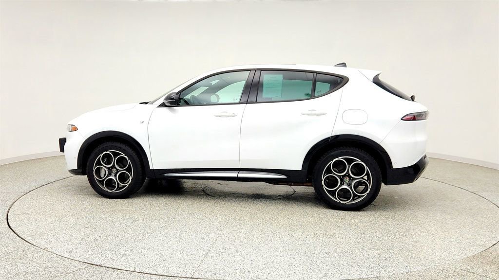 Used 2024 Alfa Romeo Tonale Ti AWD/4WD image 8