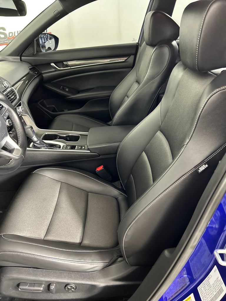Used 2022 Honda Accord Sport image 11