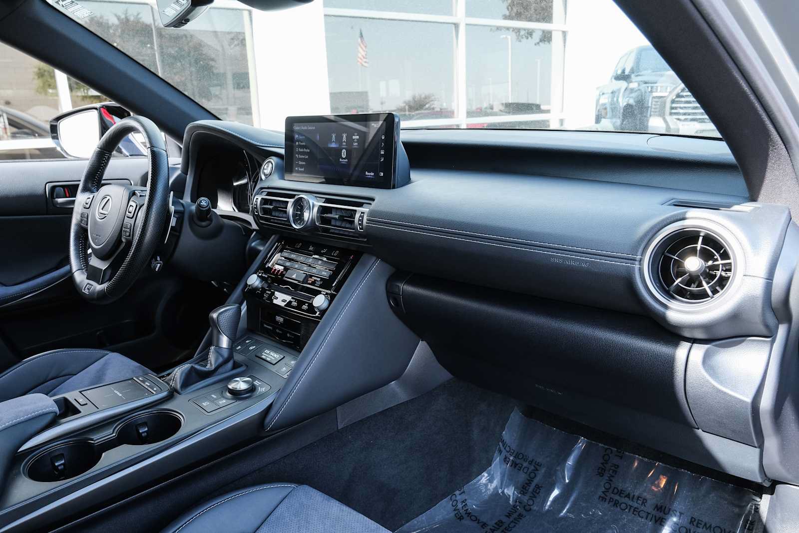 Used 2022 Lexus IS 500 RWD image 29