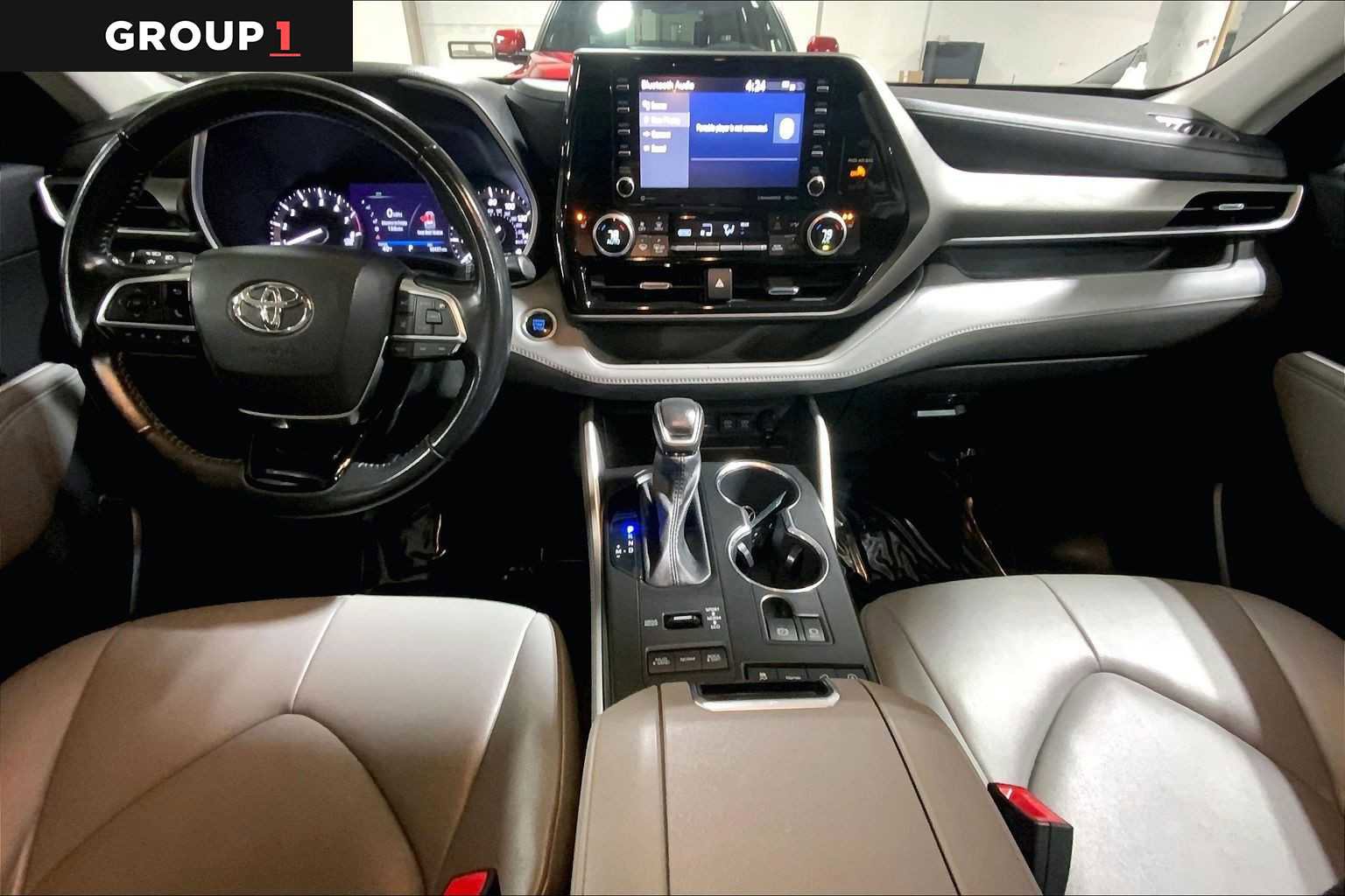 Certified 2021 Toyota Highlander XLE image 16