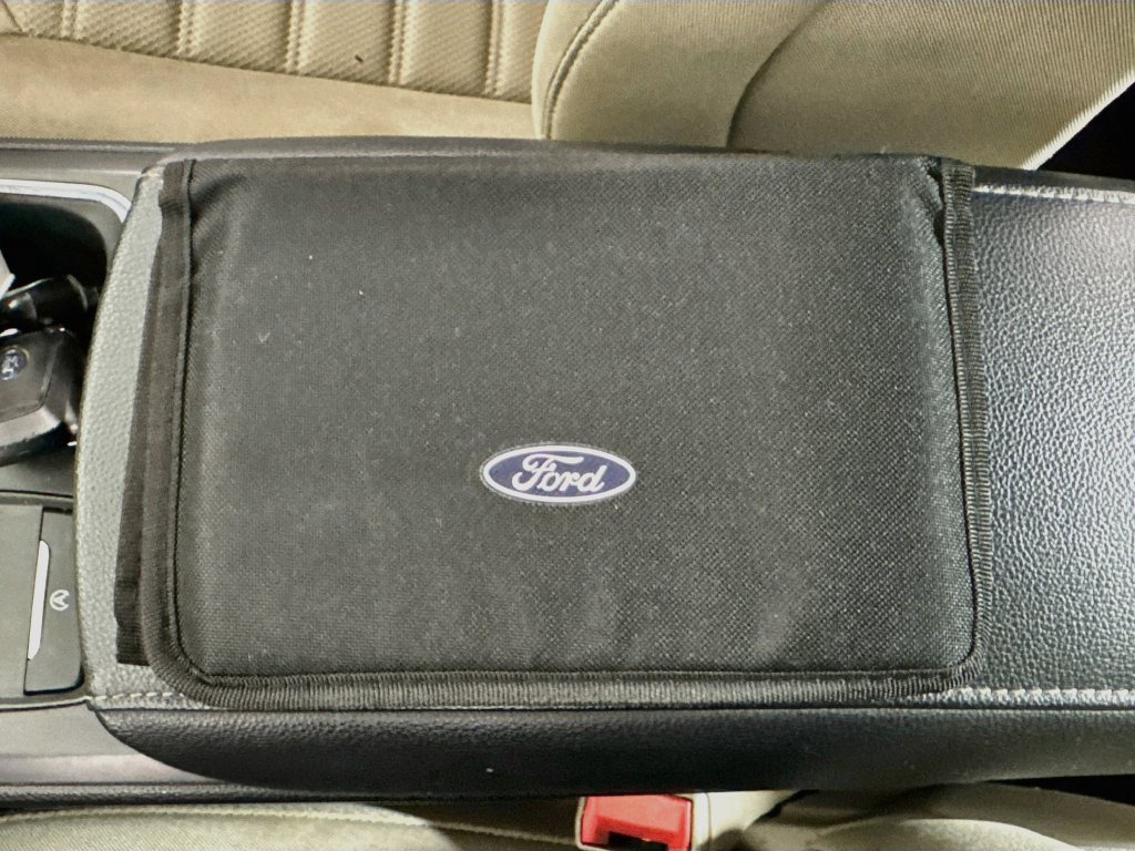 Used 2019 Ford Fusion SE FWD image 31