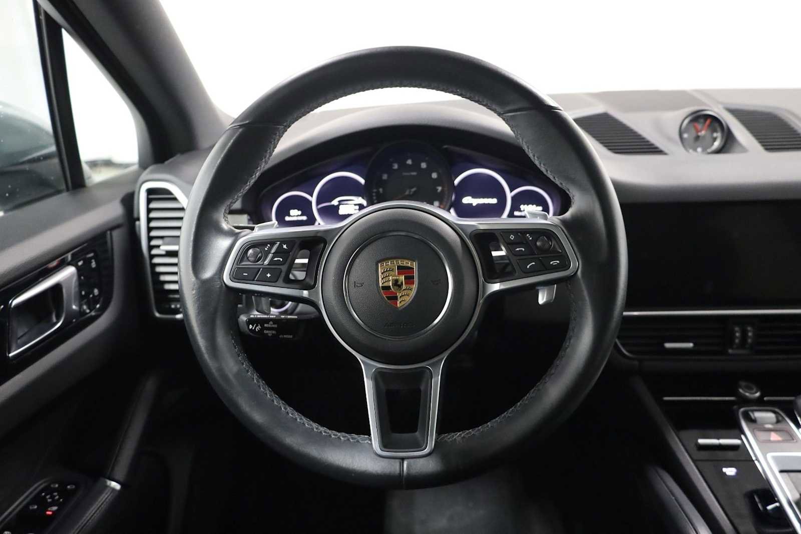 Used 2021 Porsche Cayenne image 25