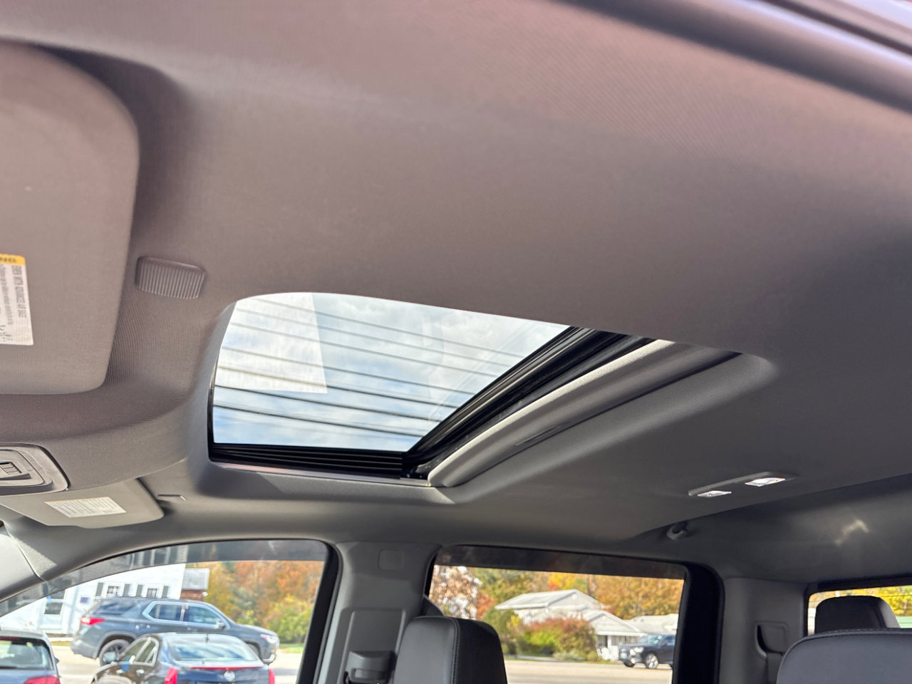 Used 2022 GMC Sierra 1500 SLT w/ SLT Premium Plus Package image 11