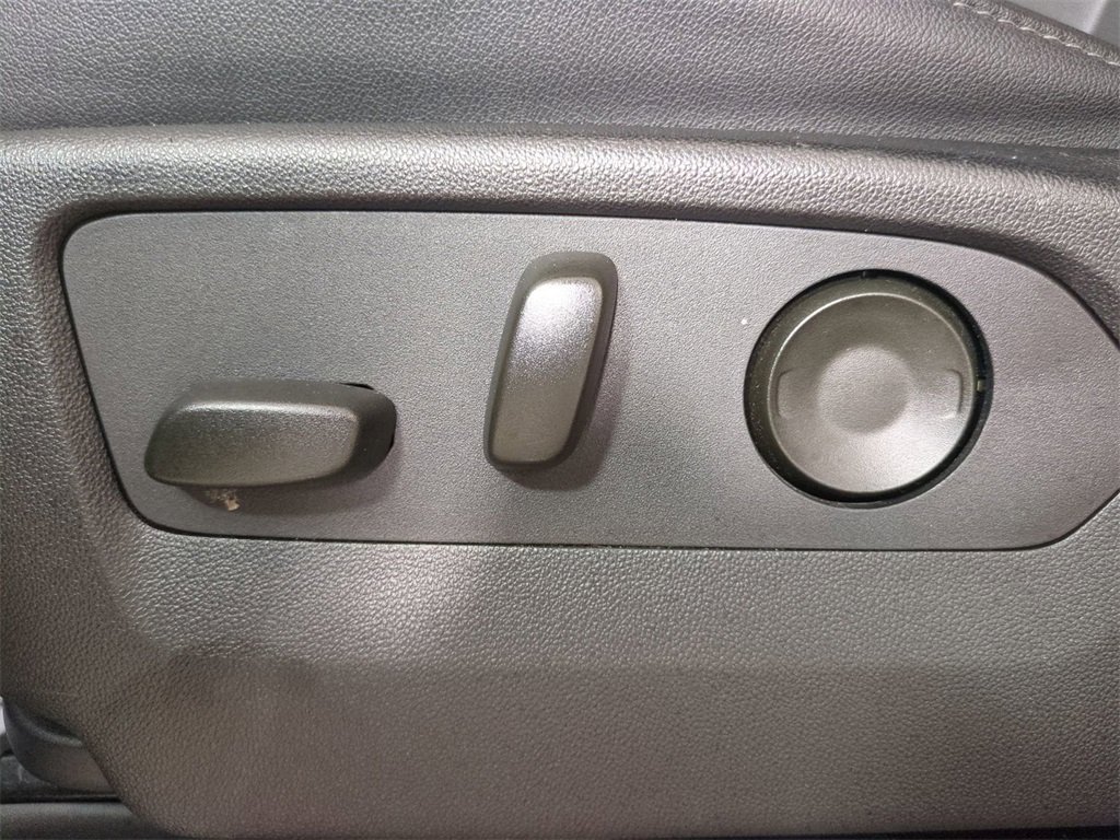 Used 2024 Chevrolet Tahoe LT image 24