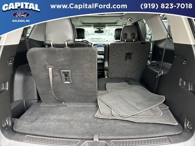 Used 2018 GMC Acadia SLT FWD image 16