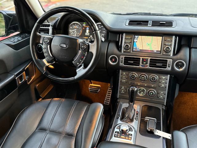 Used 2010 Land Rover Range Rover Supercharged image 29