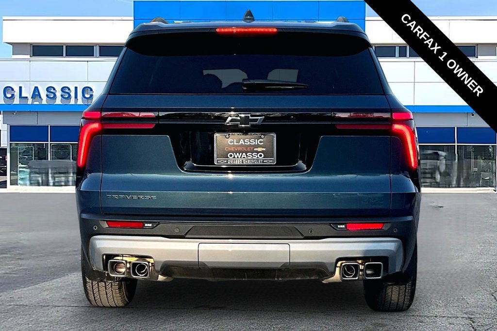 Used 2026 Chevrolet Traverse LT w/ Driver Confidence Package FWD image 4