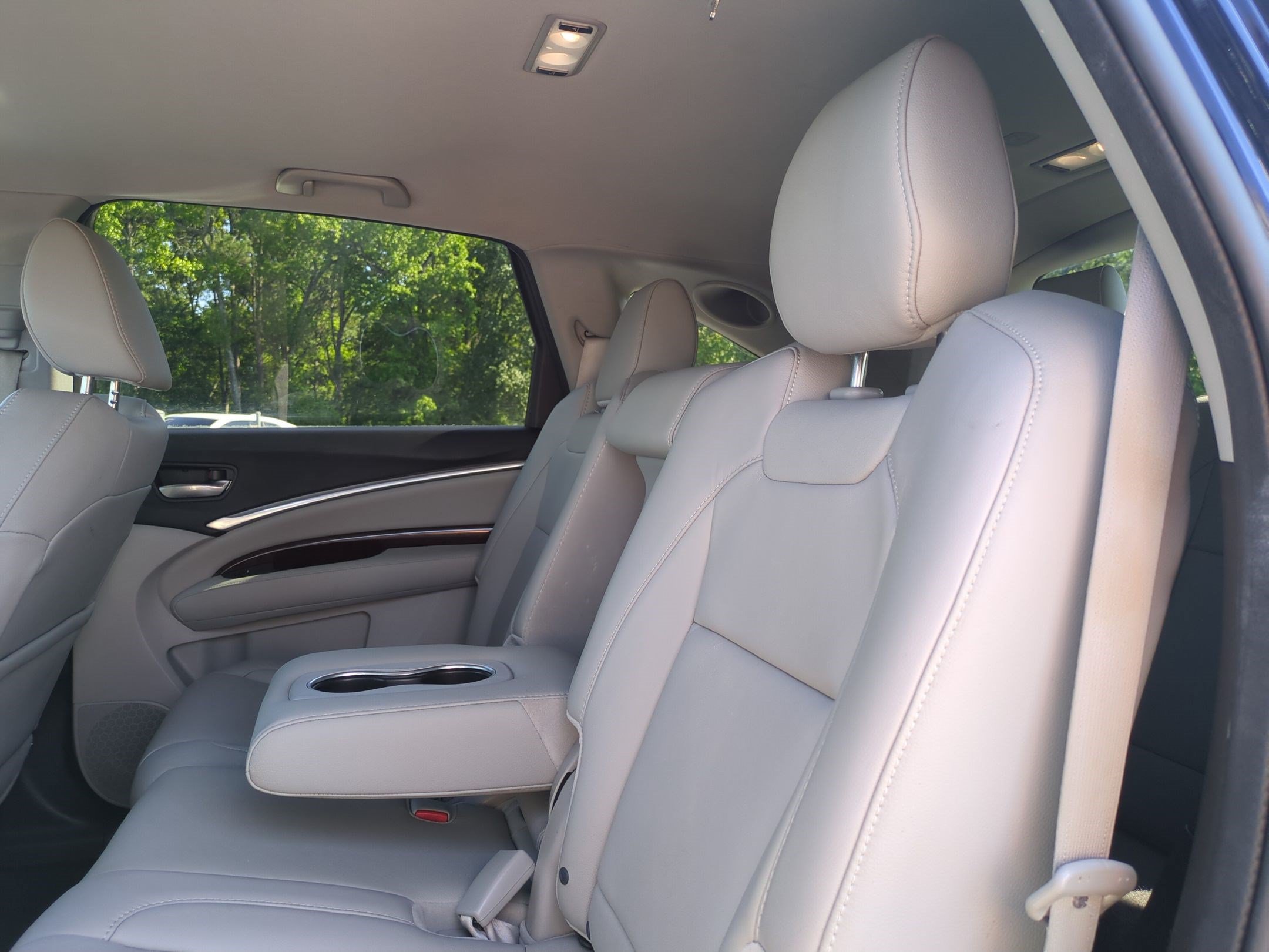 Used 2014 Acura MDX w/ Technology Package AWD/4WD image 30