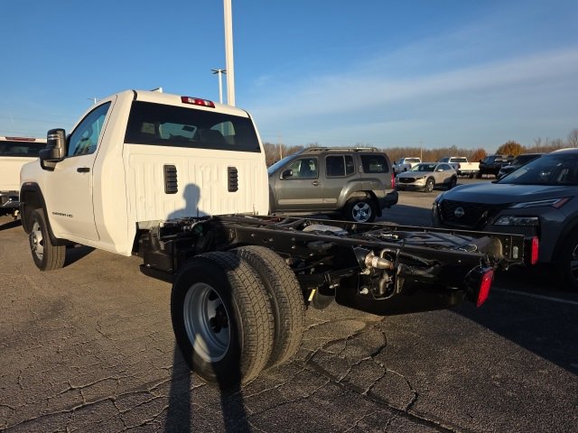 New 2026 GMC Sierra 3500 Pro image 5