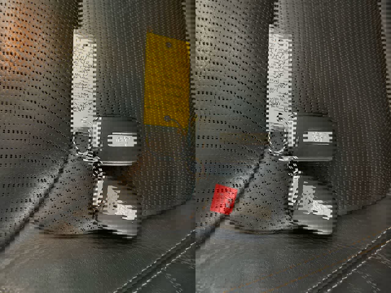 Used 2016 Jeep Cherokee Limited w/ Luxury Group image 27