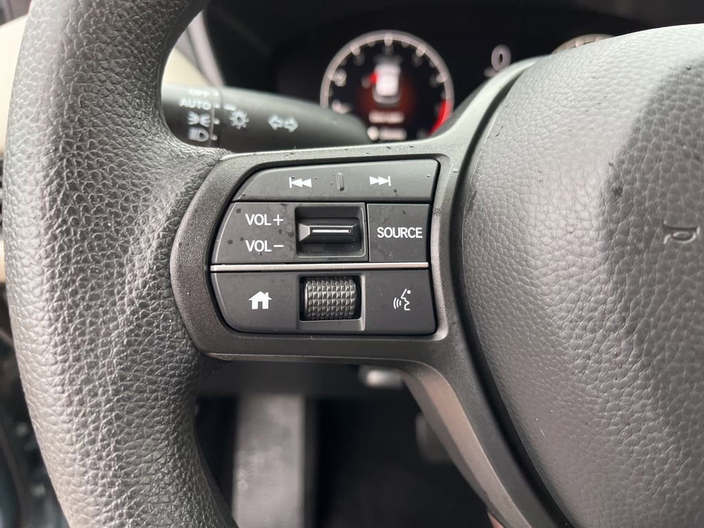 Used 2025 Honda HR-V LX image 20