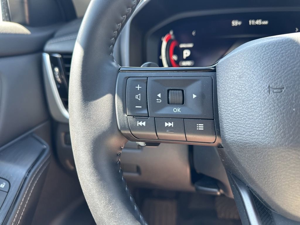 Used 2025 Nissan Rogue SL image 20