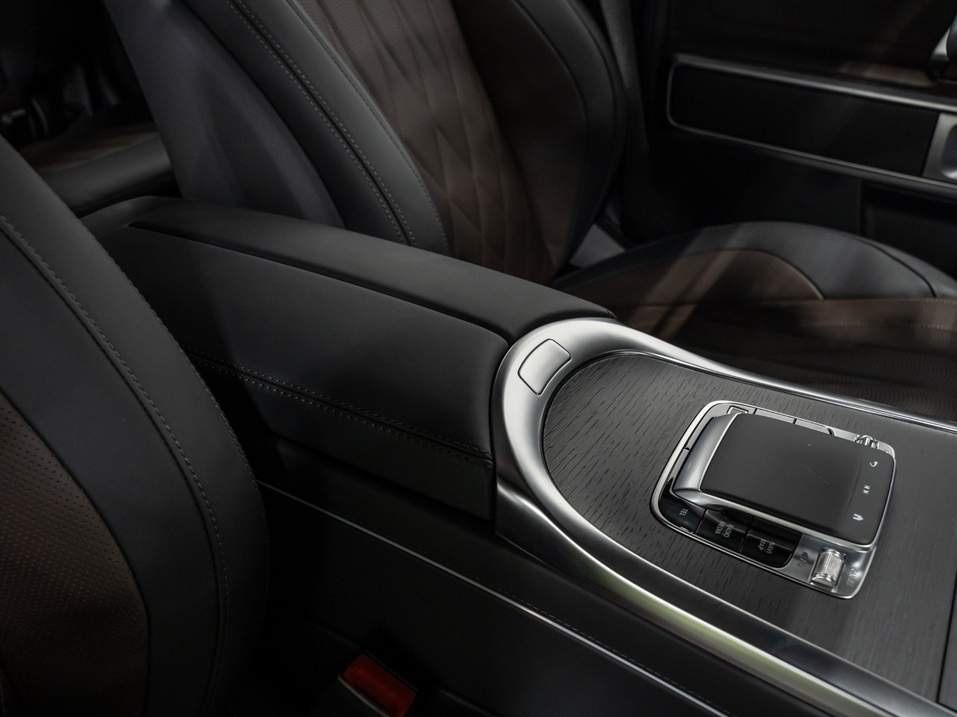 Used 2027 Mercedes-Benz G 63 AMG 4MATIC image 70