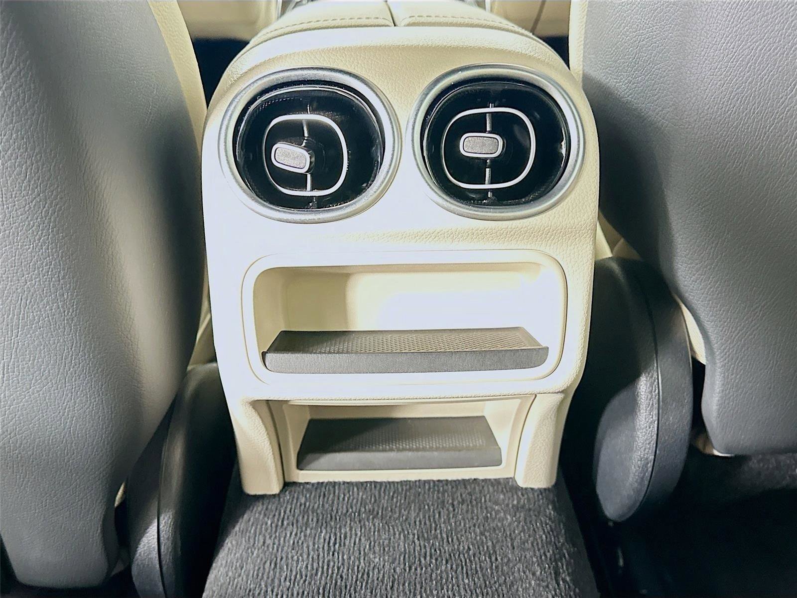 Certified 2024 Mercedes-Benz C 300 4MATIC Sedan image 32